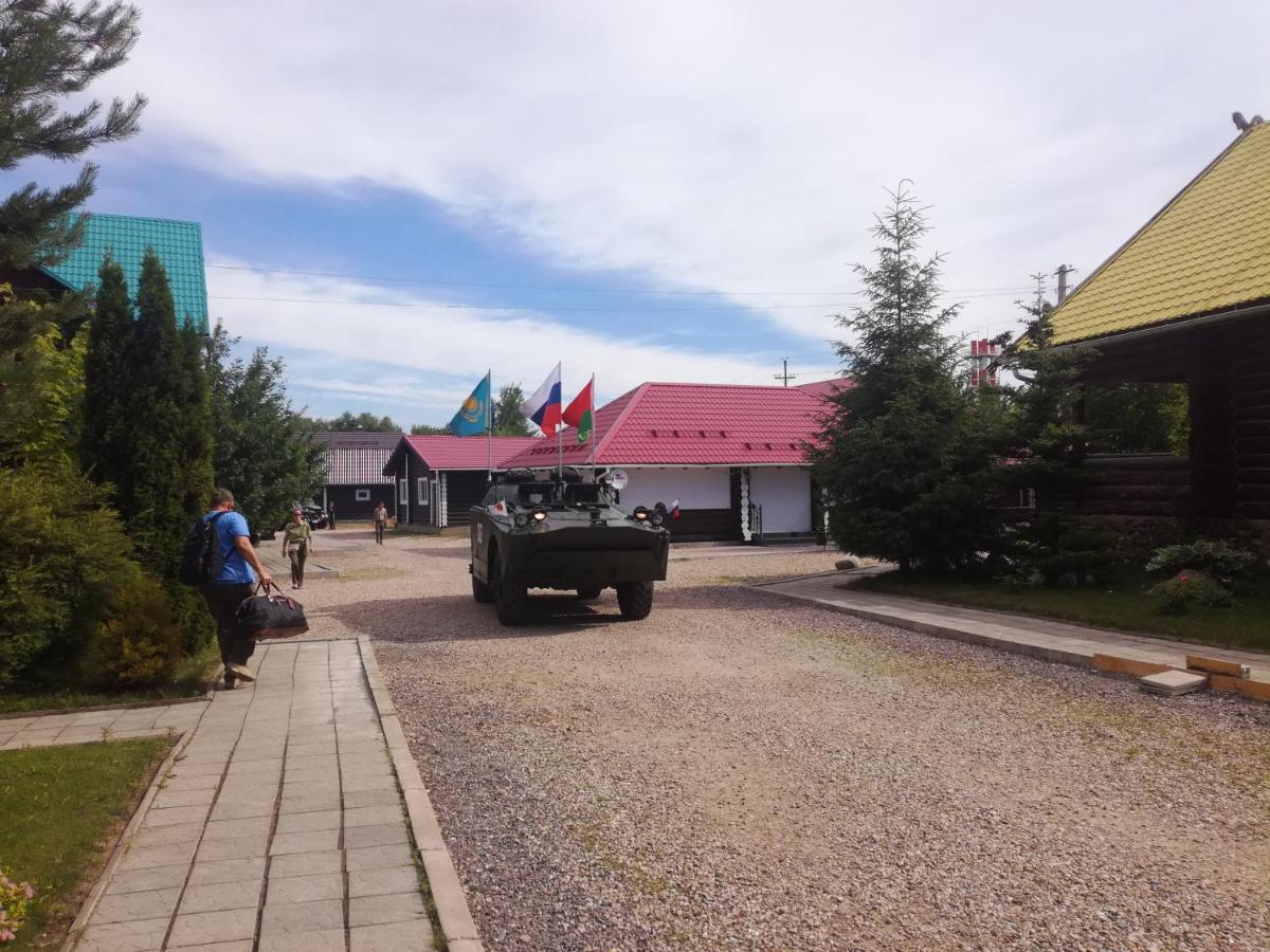 Baza Otdykha Reef Hotel Torzjok Buitenkant foto